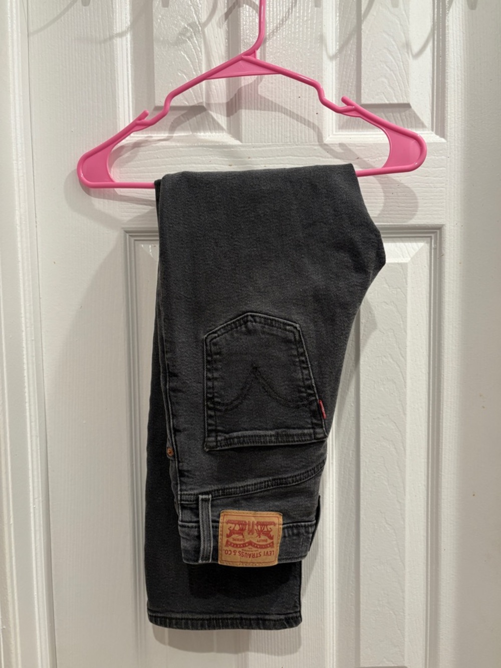 Levi's Black Stonewashed Straight Jeans 🫧